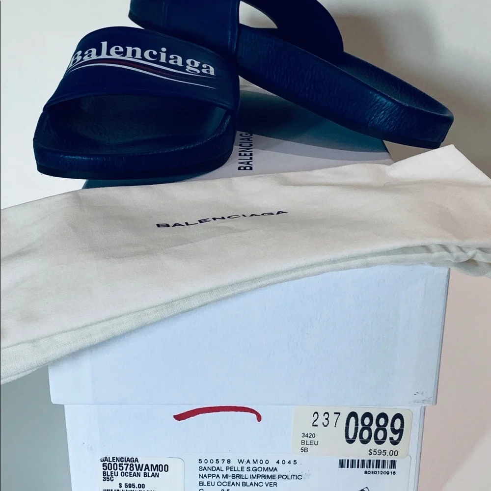 Balenciaga Womens Campaign Logo Size 5B Leather Pool Side Sildes NIB - MSRP $595 - Picture 6 of 12